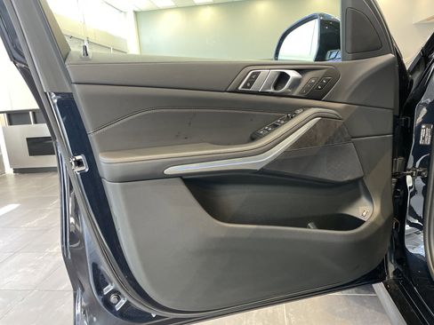 Used 2022 BMW X5 xDrive45e w/ M Sport Package image 14