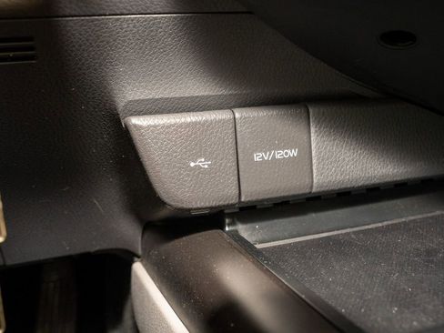 Used 2024 Toyota Camry LE image 13