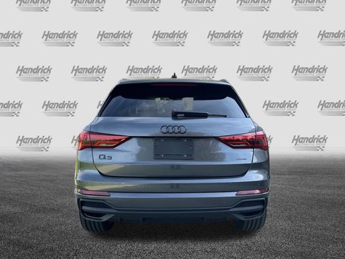 Certified 2025 Audi Q3 2.0T Premium Plus image 8