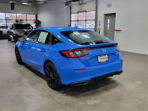 Used 2023 Honda Civic Sport image 8