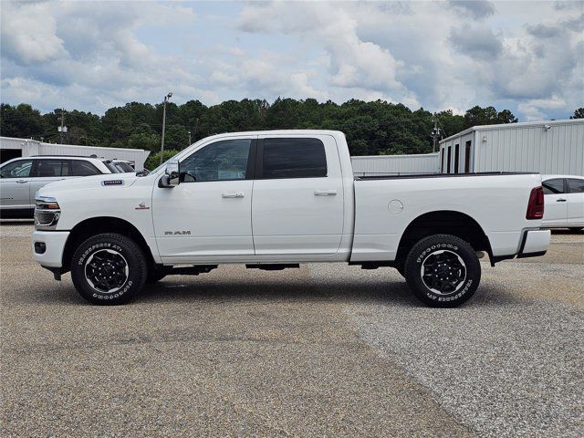 Used 2026 RAM 2500 Laramie AWD/4WD image 15
