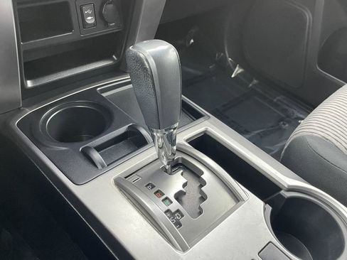 Used 2015 Toyota 4Runner Limited image 29