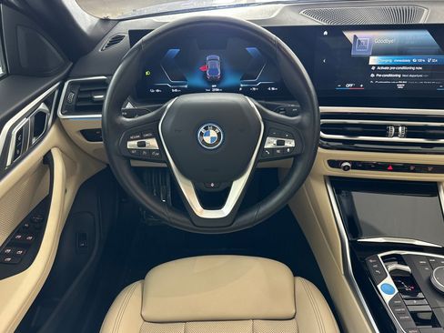 Used 2023 BMW i4 eDrive40 w/ Premium Package RWD image 31