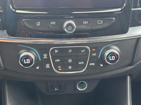 Certified 2023 Chevrolet Traverse LT image 23