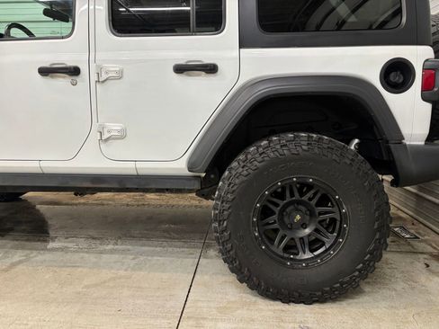 Used 2020 Jeep Wrangler Unlimited Sport S image 6