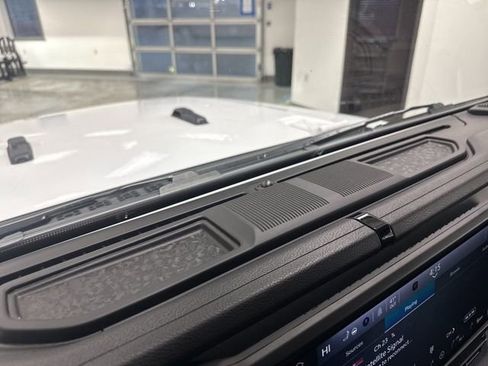 Used 2024 Jeep Wrangler Willys image 50