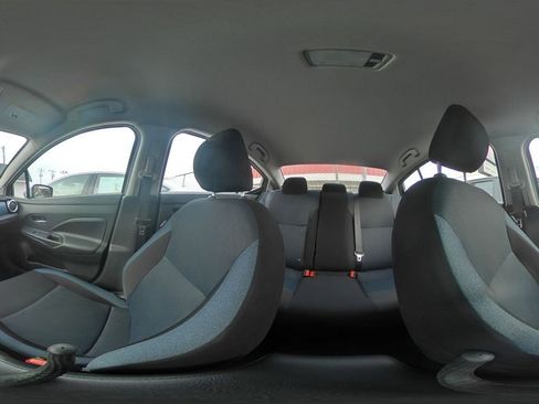 Used 2025 Nissan Versa SV FWD image 40