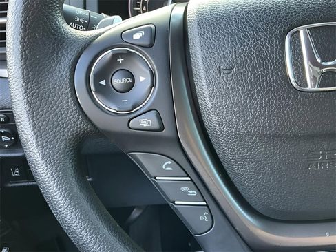 Used 2021 Honda Ridgeline Sport image 24