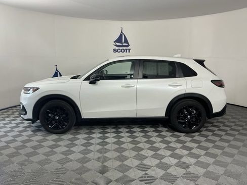 Used 2024 Honda HR-V Sport image 4
