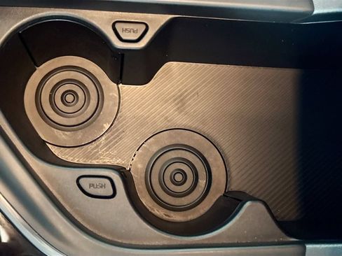 Certified 2023 Kia Niro Wind w/ Wind Preserve Package FWD image 16