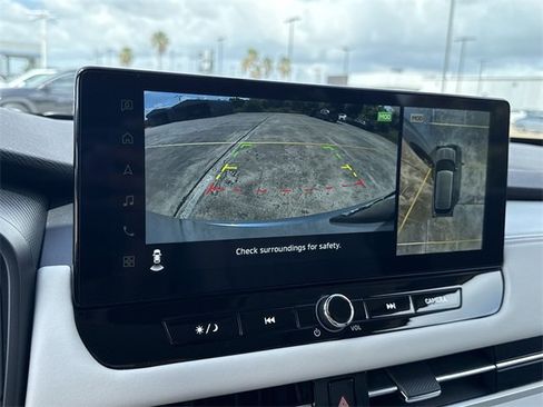 New 2025 Mitsubishi Outlander SEL image 18