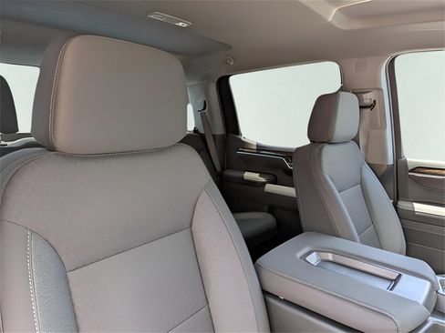 New 2026 GMC Sierra 1500 Elevation image 32