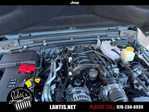 New 2026 Jeep Gladiator Sport image 18