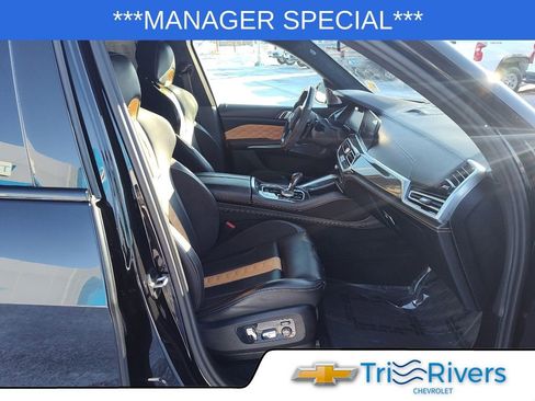 Used 2023 BMW X5 M Competition w/ Competition Package image 18