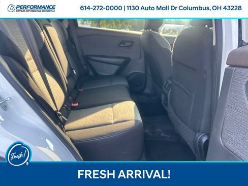 Used 2022 Nissan Rogue S FWD image 15