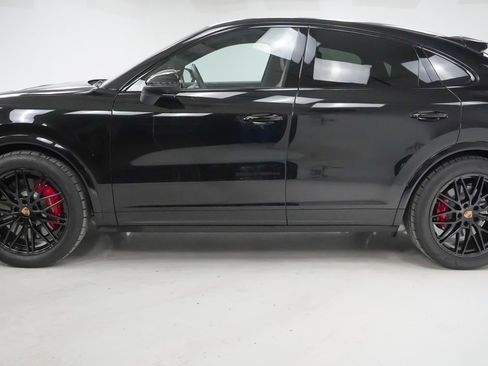 New 2025 Porsche Cayenne S image 2