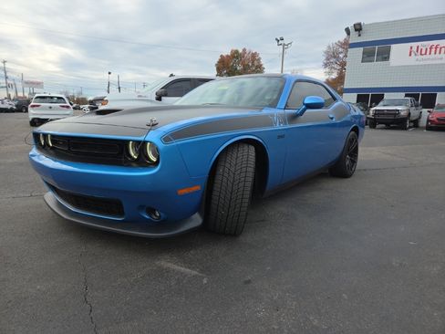 Used 2019 Dodge Challenger R/T Scat Pack w/ T/A Package image 3