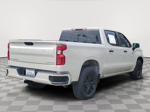 Used 2026 Chevrolet Silverado 1500 Custom w/ Turbomax Blackout Package RWD image 4