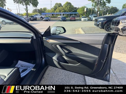 Used 2023 Tesla Model 3 Standard Range RWD image 23