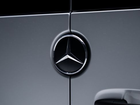 Used 2022 Mercedes-Benz Sprinter 144 Cargo image 31