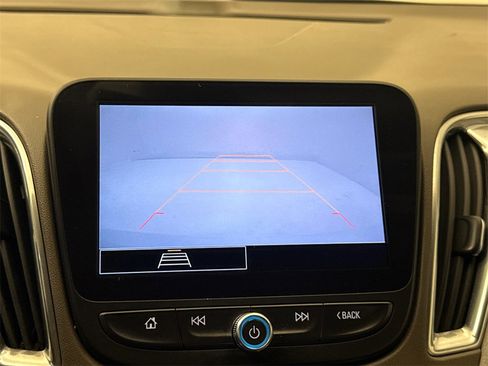 Used 2021 Chevrolet Malibu LT image 22