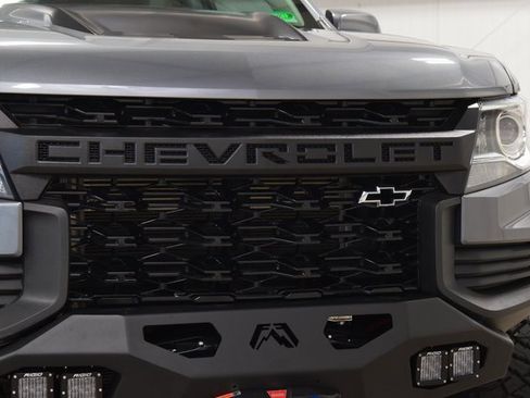 Used 2022 Chevrolet Colorado ZR2 image 9