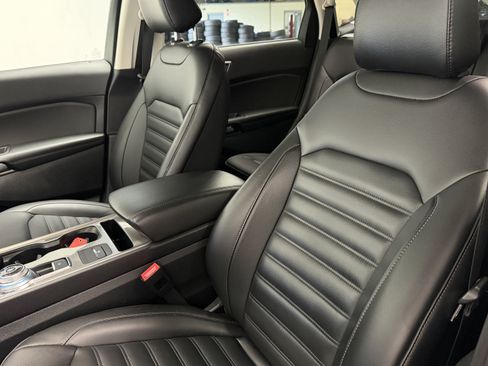 Used 2024 Ford Edge SEL w/ Convenience Package AWD/4WD image 19
