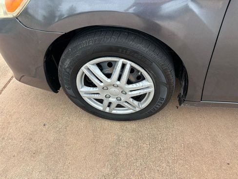 Used 2011 Toyota Camry LE FWD image 20