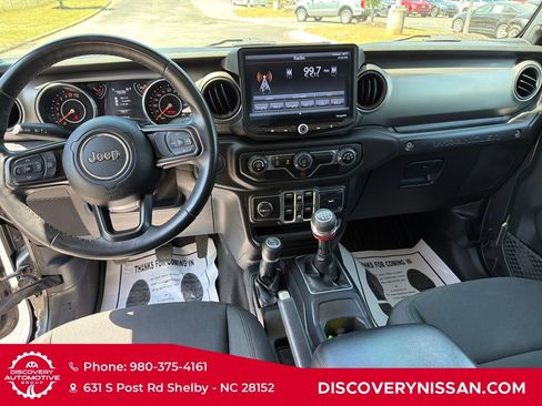 Used 2018 Jeep Wrangler Unlimited Sport S AWD/4WD image 28