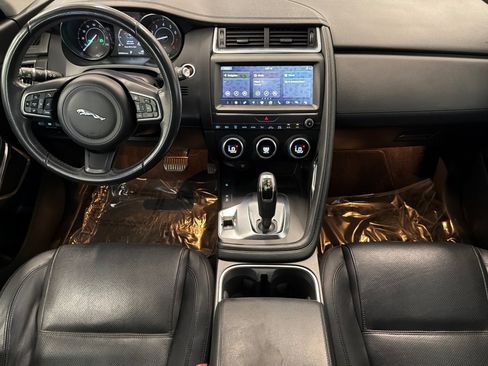 Used 2018 Jaguar E-PACE S AWD/4WD image 16