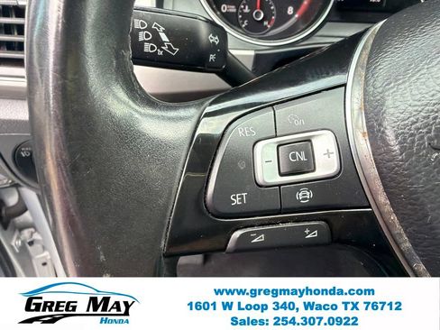 Used 2019 Volkswagen Atlas SE FWD image 17