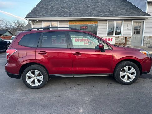 Used 2016 Subaru Forester 2.5i Premium w/ All-Weather Package image 9