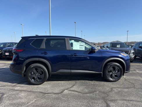 New 2026 Nissan Rogue SV AWD/4WD image 4