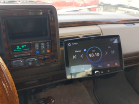 Used 1994 GMC Yukon 4WD 2-Door image 15