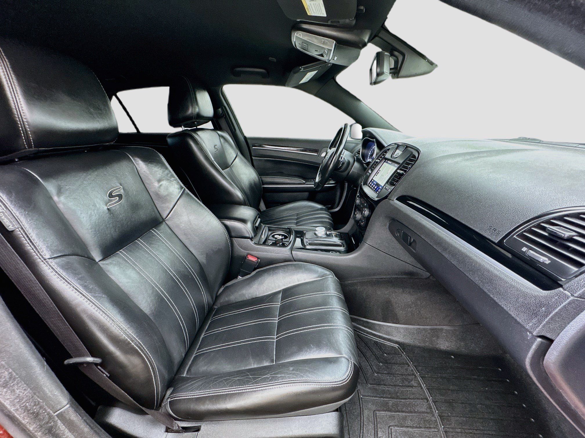 Used 2021 Chrysler 300 S RWD image 19