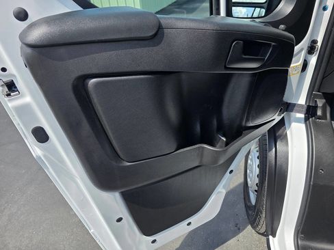 Used 2024 RAM ProMaster 3500 w/ Convenience Group image 19