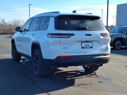 New 2026 Jeep Grand Cherokee L Limited w/ Limited Altitude Package image 4