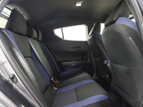 Used 2021 Toyota C-HR XLE image 13