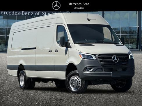 New 2026 Mercedes-Benz Sprinter 3500 image 1