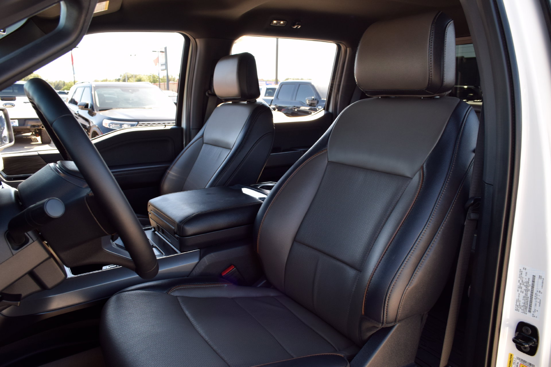 Used 2025 Ford F150 Lariat w/ Equipment Group 502A High AWD/4WD image 17