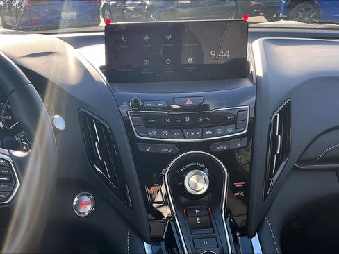 Used 2025 Acura RDX SH-AWD image 9