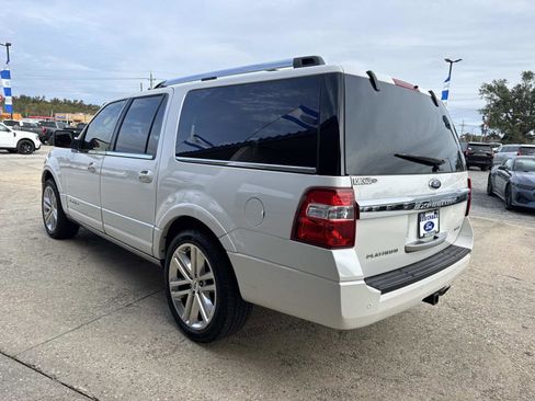 Used 2015 Ford Expedition EL Platinum image 4