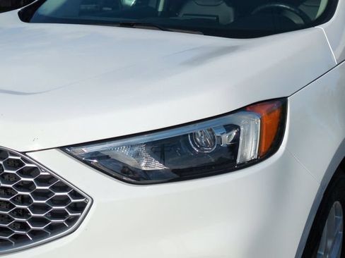 Used 2024 Ford Edge SEL AWD/4WD image 9