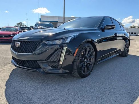 Used 2021 Cadillac CT5 V image 7