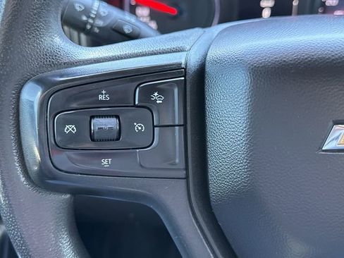 Used 2023 Chevrolet Silverado 1500 Custom image 14