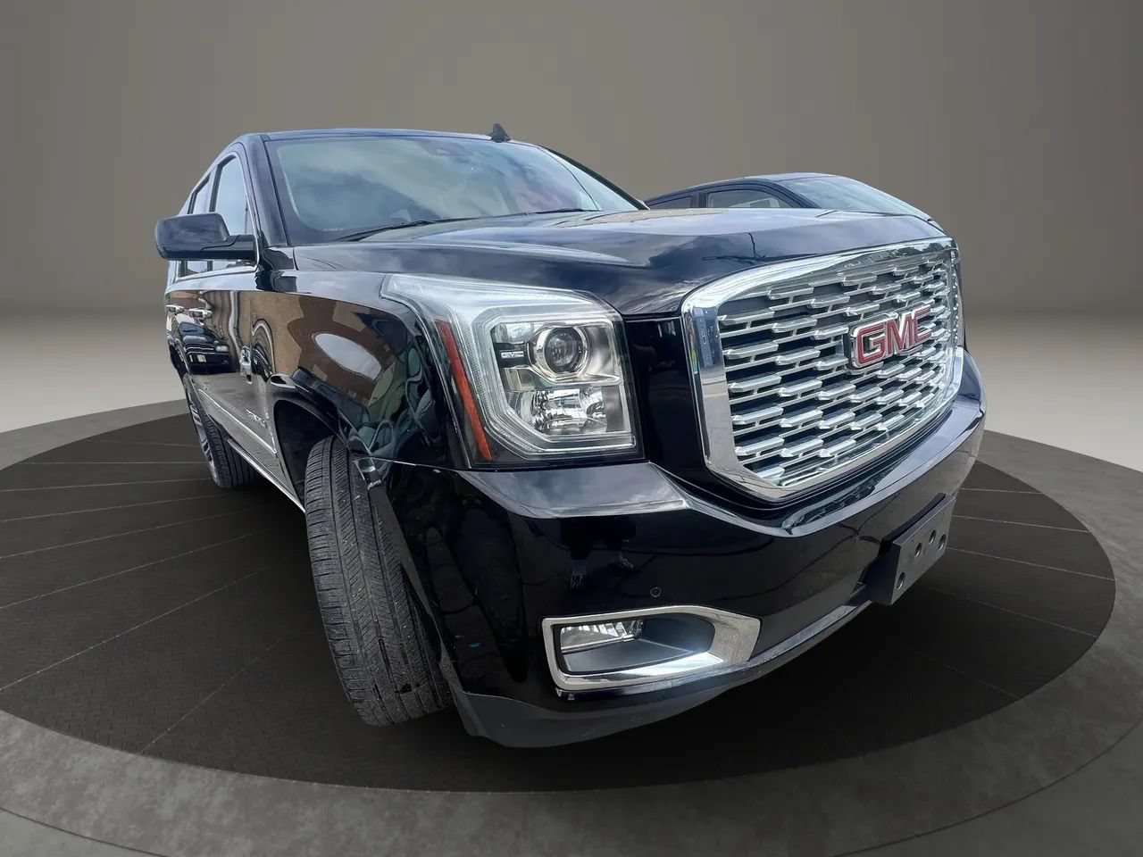 Used 2020 GMC Yukon Denali w/ Denali Premium Package AWD/4WD image 7