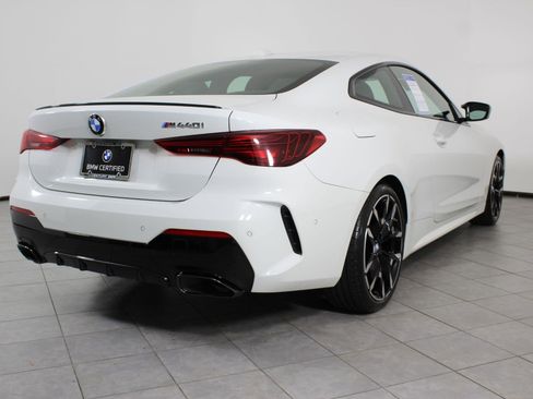 Certified 2025 BMW M440i M440i w/ Premium Package image 9