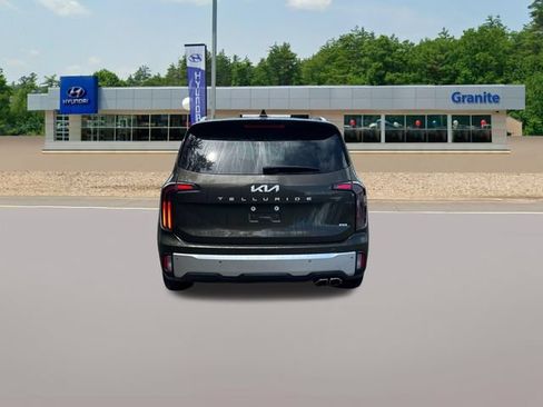 Used 2024 Kia Telluride EX AWD/4WD image 9