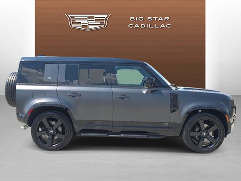 Used 2023 Land Rover Defender 110 V8 AWD/4WD image 6