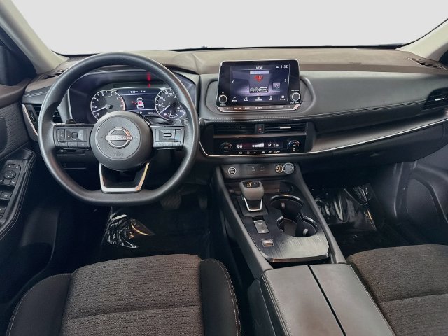Used 2023 Nissan Rogue SV FWD image 16